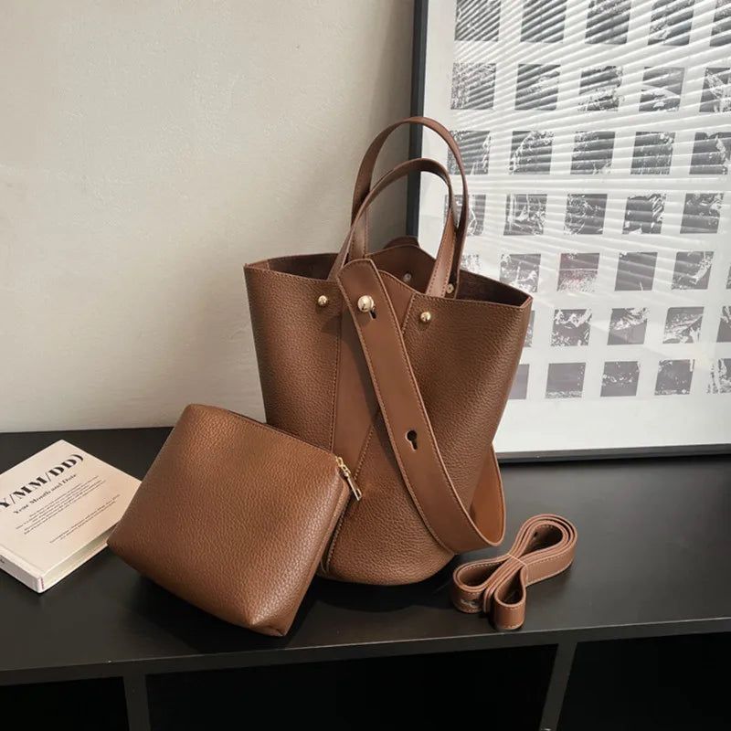 Country Classic Bucket Bag