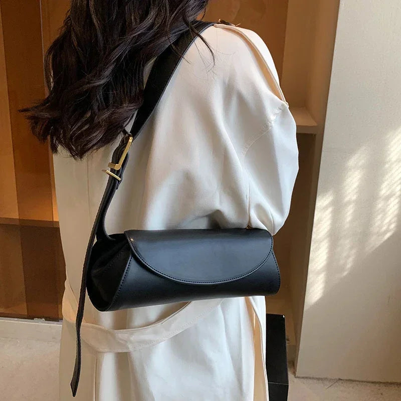 Noémie French Messenger Bag