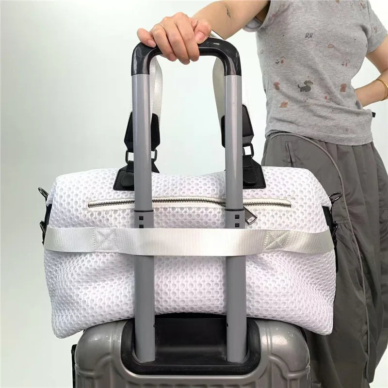 Ottii Overnight Bag (White)