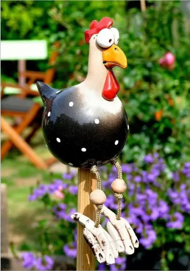 Funny Hens Sculptures
