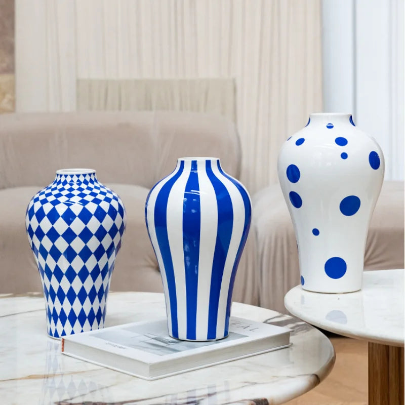 Juggle & Geometry Vases