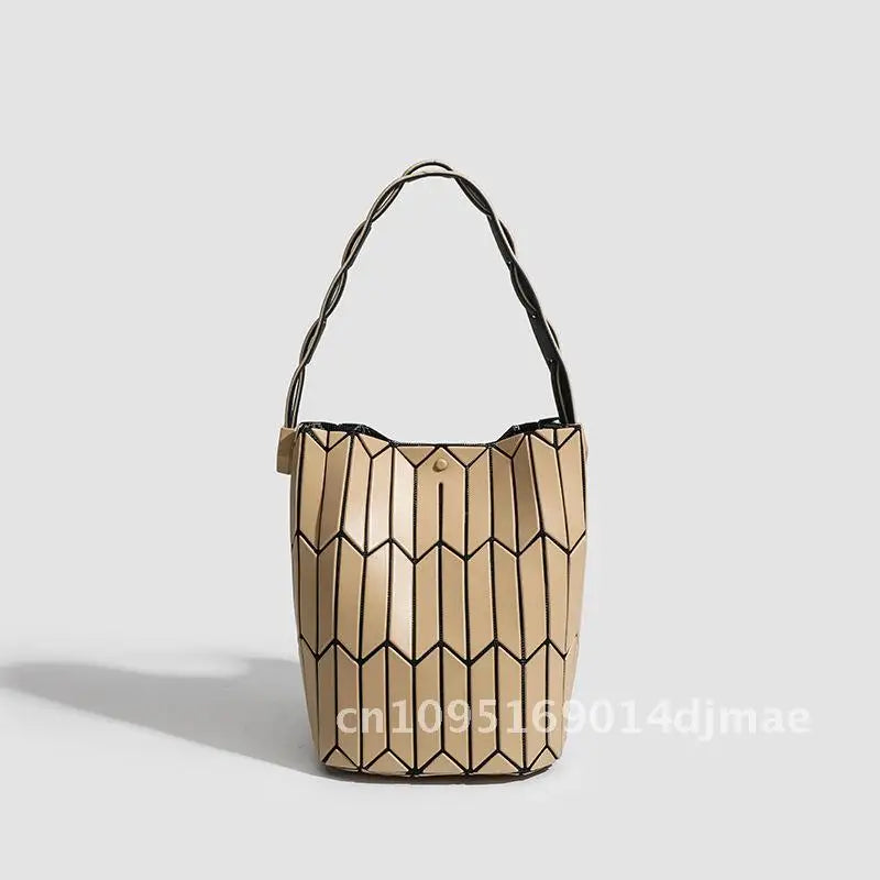 Orizu Bucket Bag