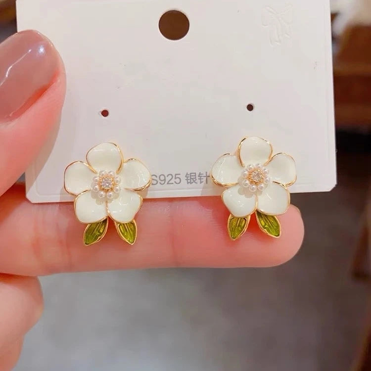 Grace Gardenia Earrings
