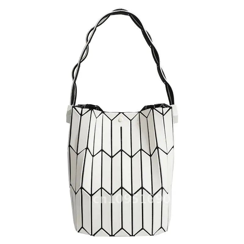 Orizu Bucket Bag