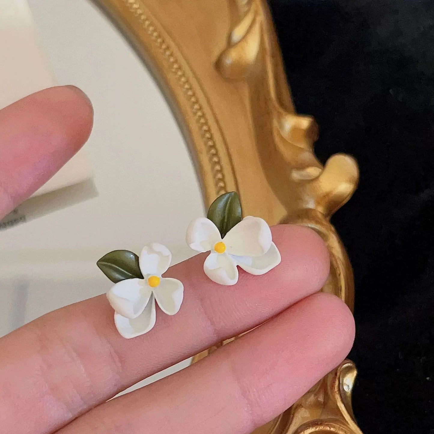 Grace Gardenia Earrings