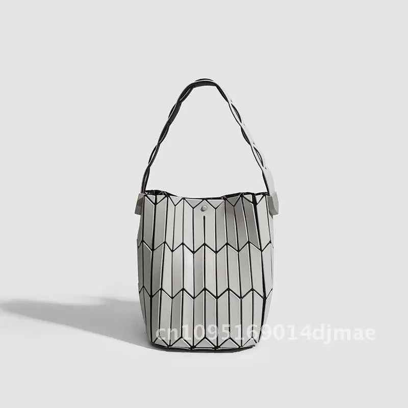 Orizu Bucket Bag