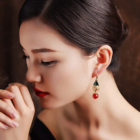 Jynn Vintage Drop Earrings