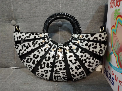 Karis Shell Crossbody Bag