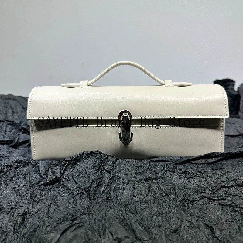 Salvi Baguette Bag