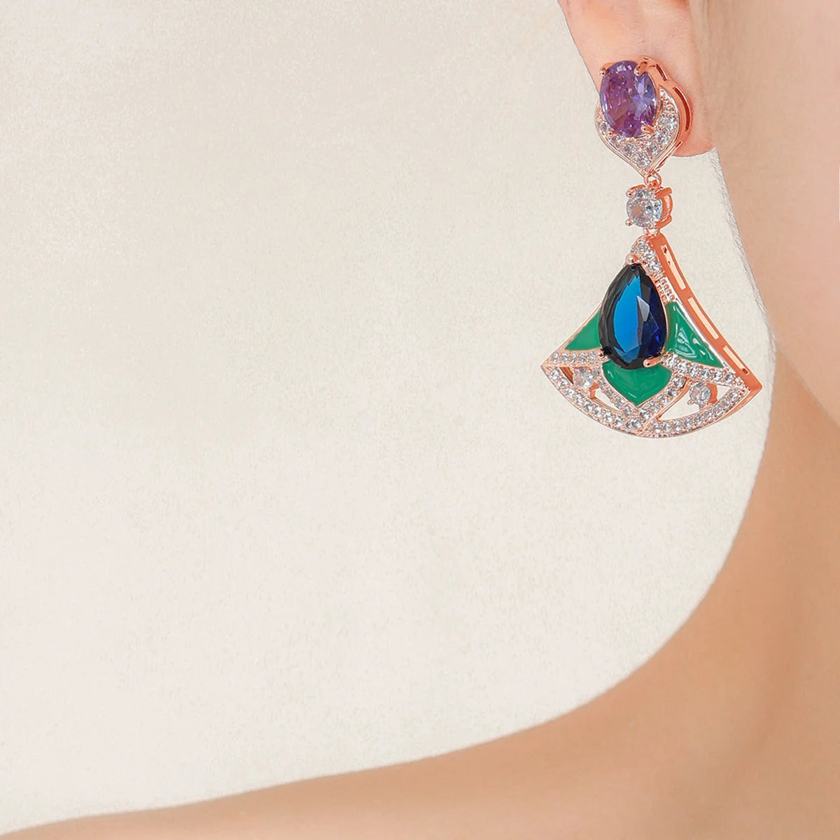 Elly Vert Fan Earrings