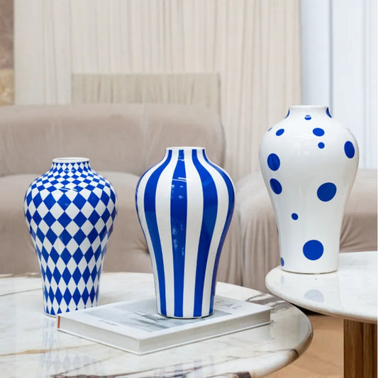 Juggle & Geometry Vases