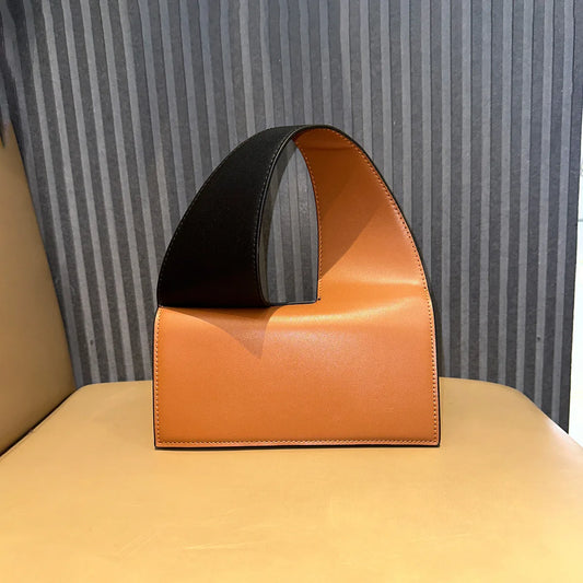 The Constance Contrast -Wrist Bag