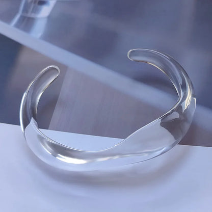 Lucina Cuff