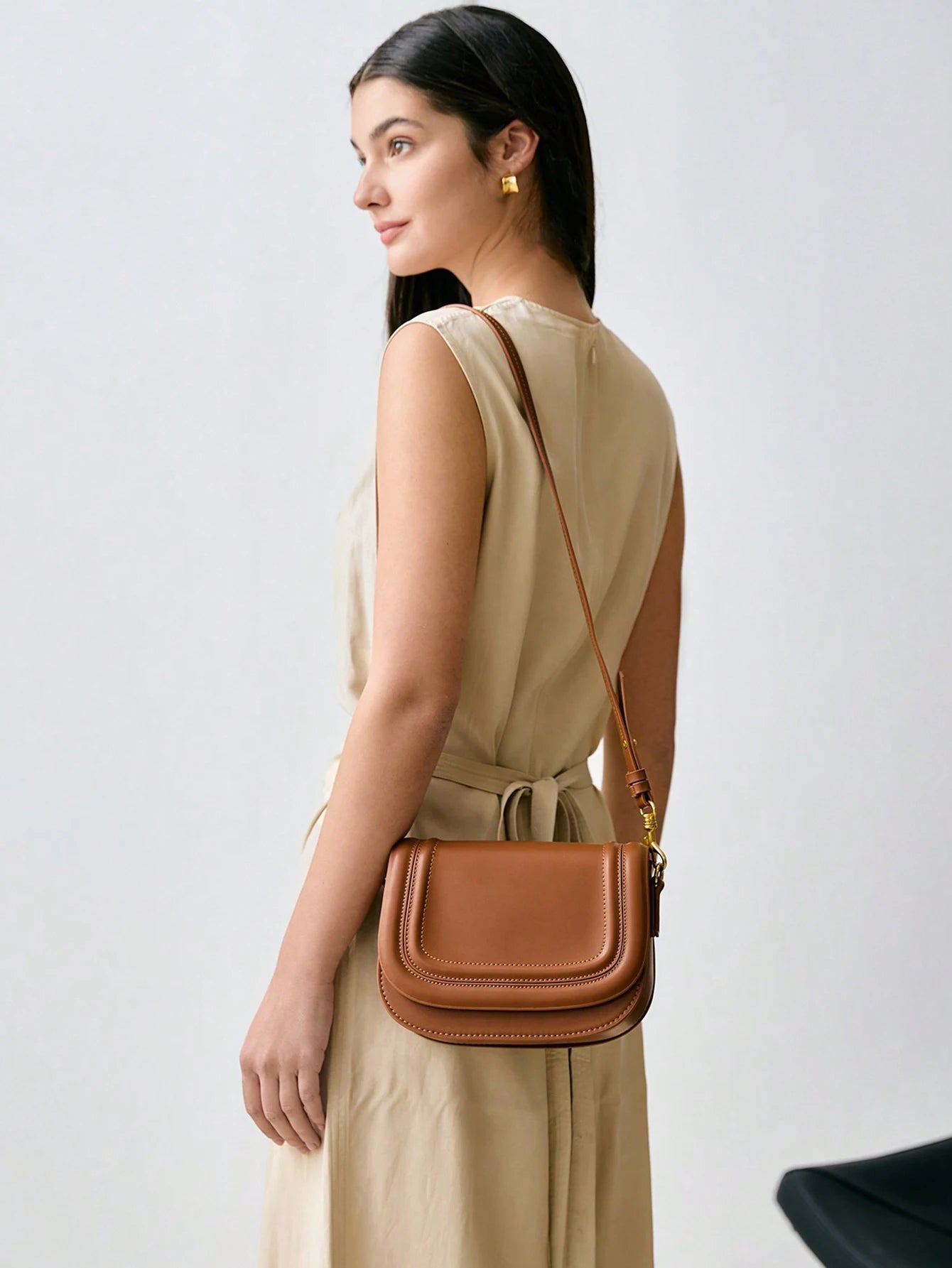 Calista Horseshoe Bag
