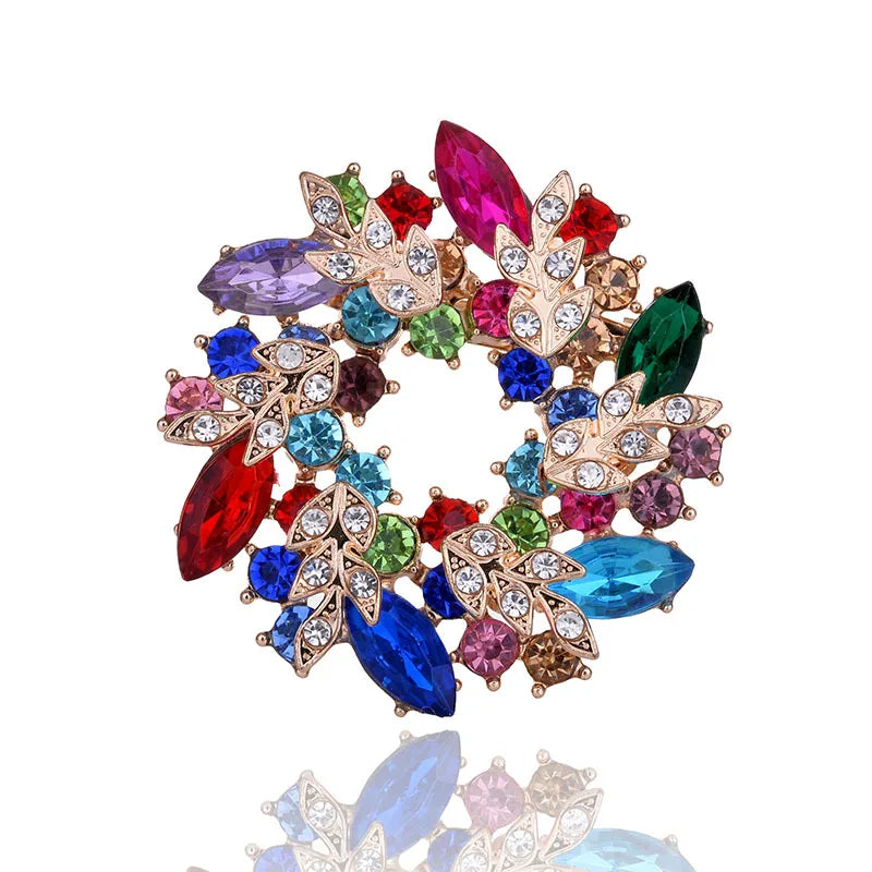 Wren Christmas Wreath Brooch