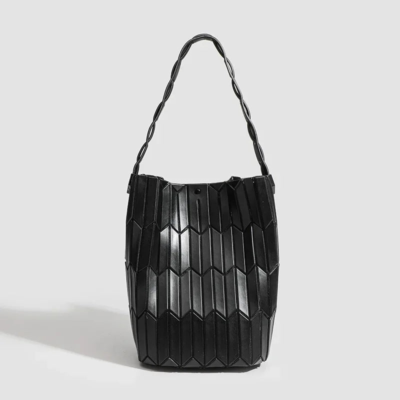 Orizu Bucket Bag 2.0