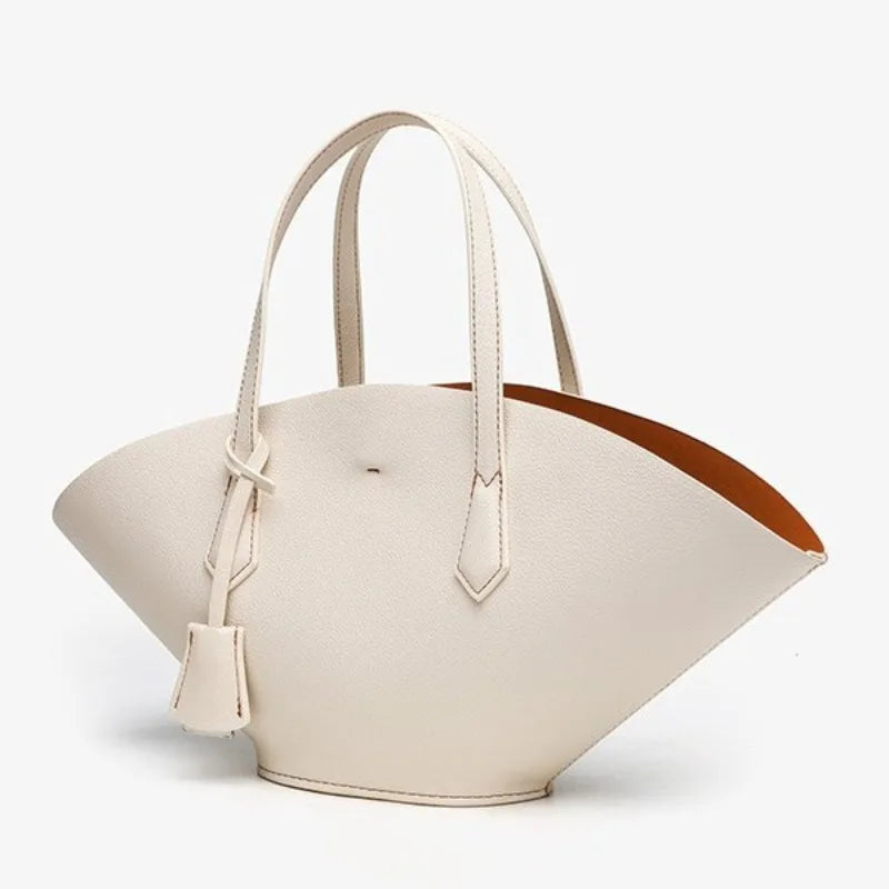 Cléo Tote